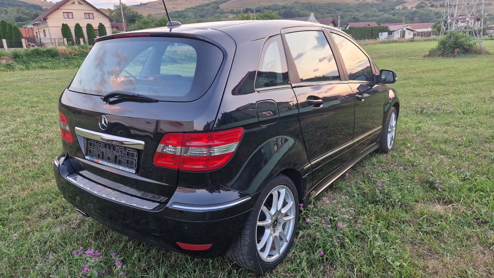 Mercedes b160 stare foarte bună
