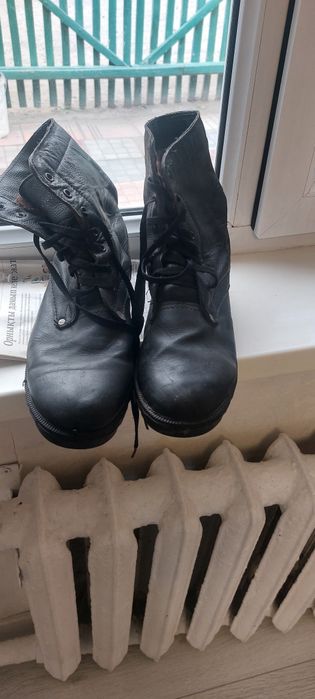 Продам берцы зимние
