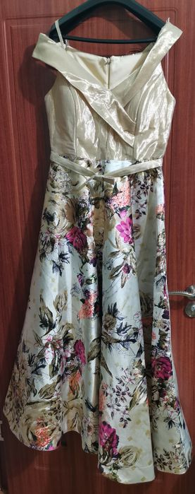 Rochie damă puțin folosita