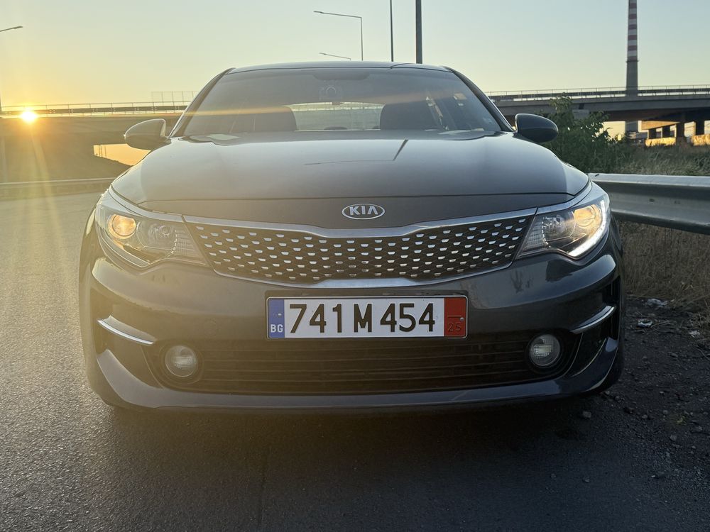 Kia K5 - фабрично само на газ (луксозно усещане с минимални разходи)
