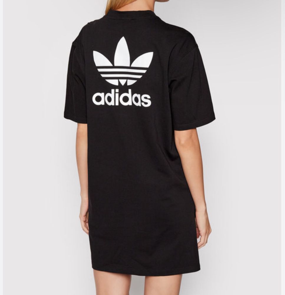 Оригинална рокля Adidas