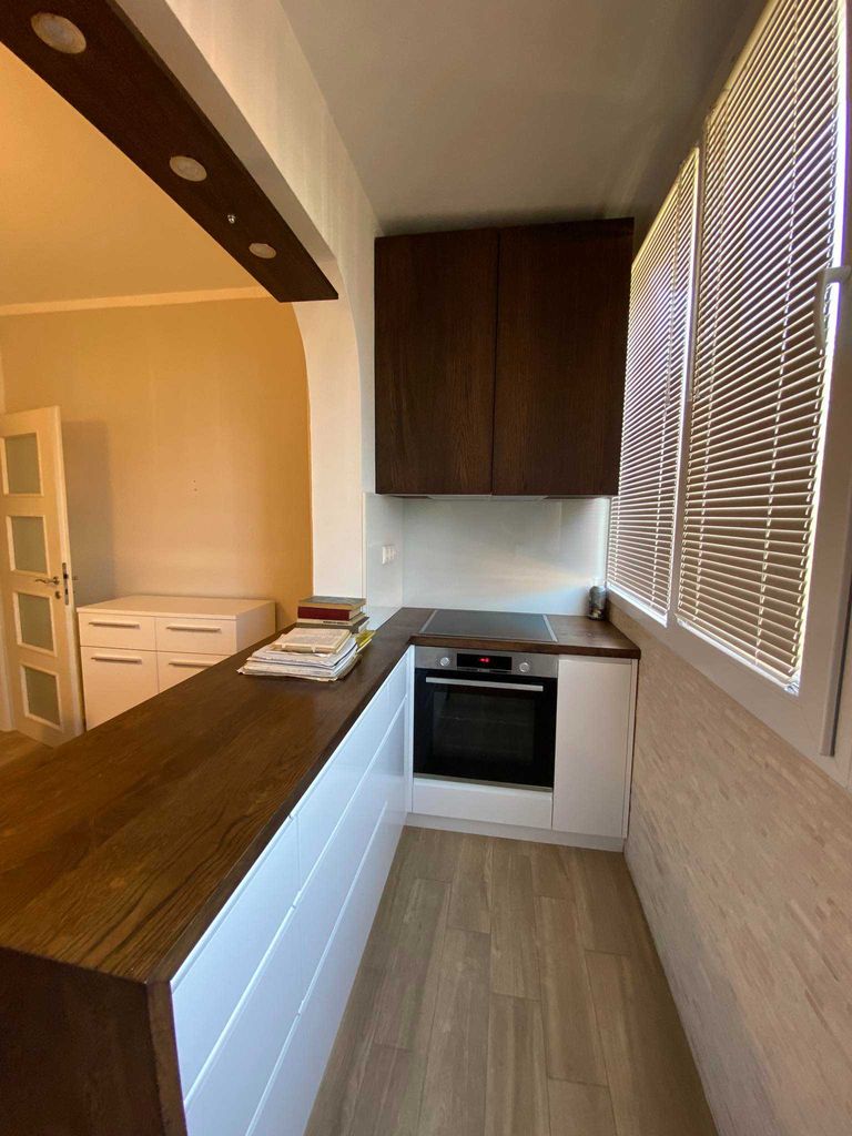 Дава се под наем Тристаен апартамент в София, Надежда 2 - 84 кв.м за 663 € - Снимка #3