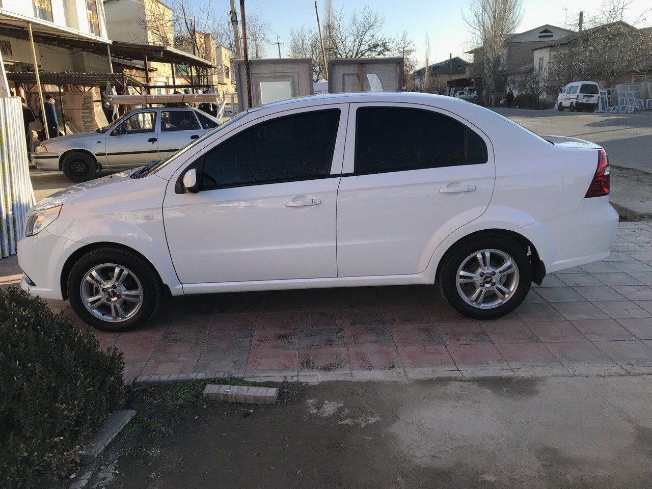 Moshina idial holatda 37000probek halol