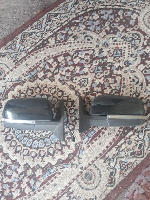На пиора 2 Боковой зеркало продаётся