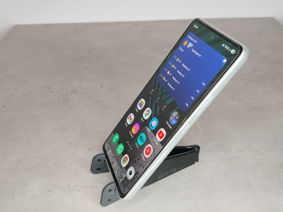 Samsung Galaxy A53 5G - 6gb RAM, 128gb stocare