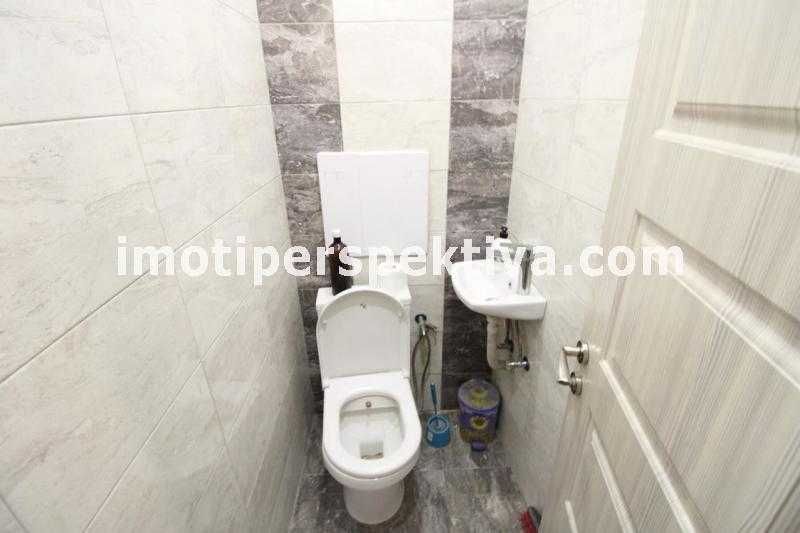 Продава се Тристаен апартамент в Пловдив, Кършияка - 88 кв.м за 1728 €/кв.м - Снимка #10