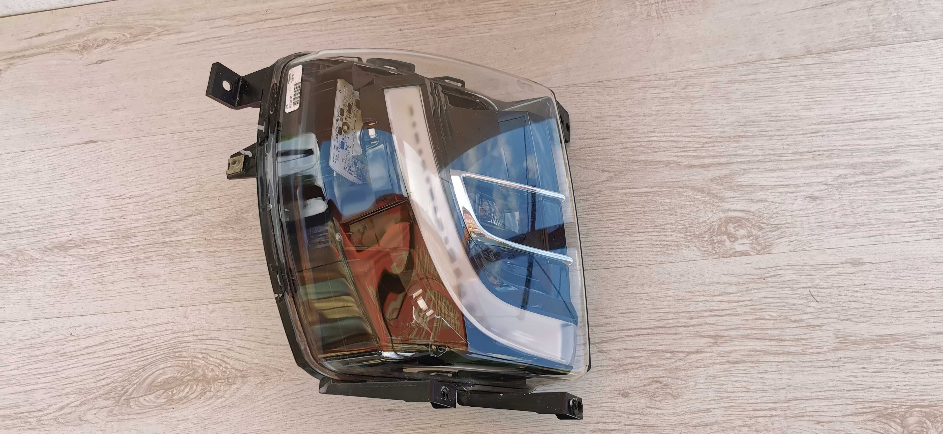 Фар за мъгла / Халоген / Мигач за Tesla Model X / Тесла Модел Х