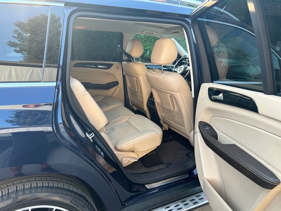 Mercedes GLS350d на части