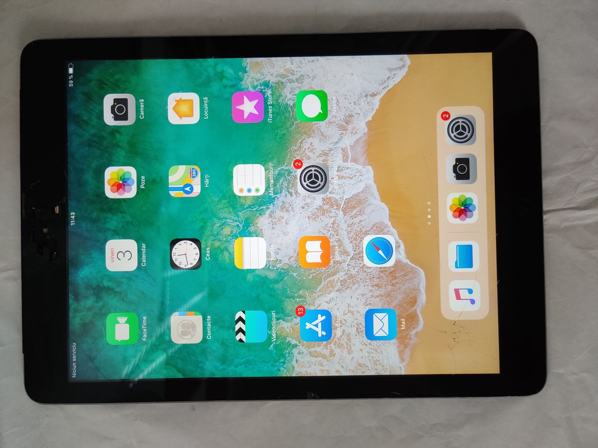 Tableta Apple Ipad Air Model A1475 16 GB  9,7 Inch cu Sim