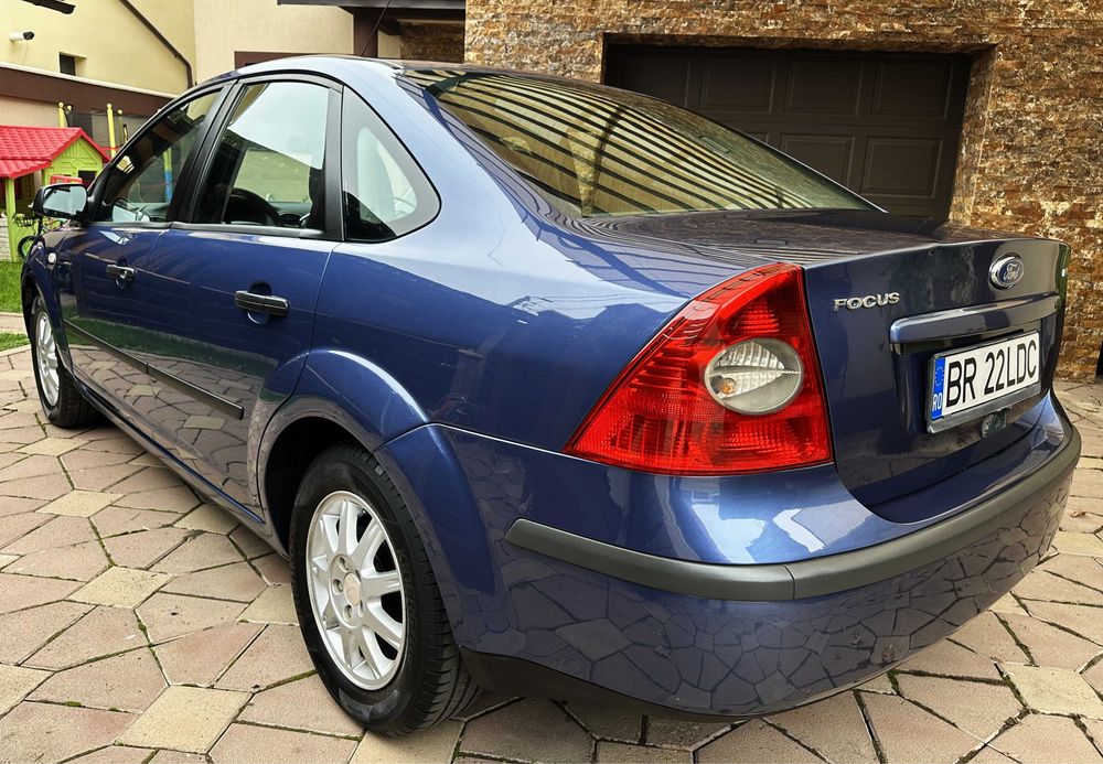 Ford Focus / 1.6 TDCI / Berlina
