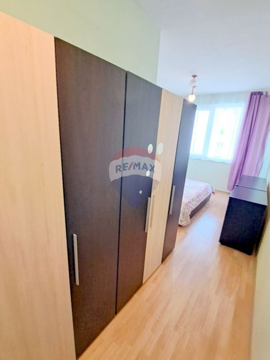 Дава се под наем Тристаен апартамент в Варна, Възраждане 1 - 85 кв.м за 459 € - Снимка #12