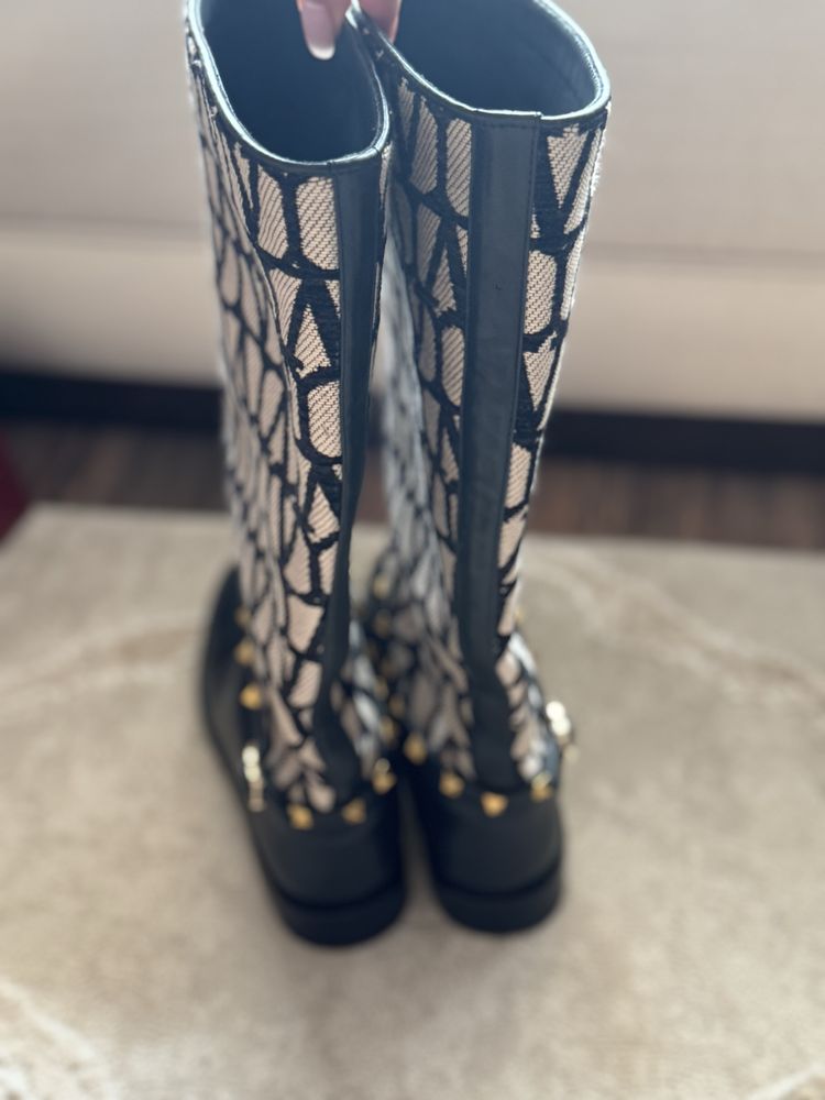 Valentino rock studed Дамски ботуши 38 / 39