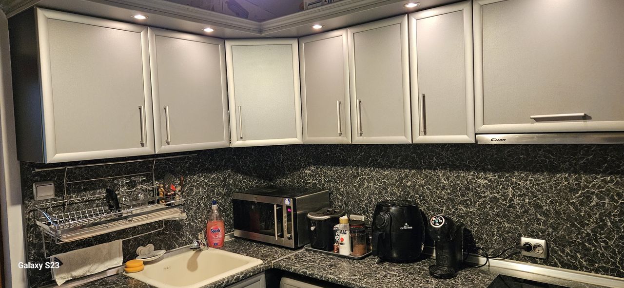 Продава се Тристаен апартамент в Нови пазар - 72 кв.м за 886 €/кв.м - Снимка #7