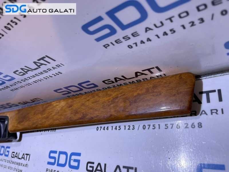 Bandou Ornament Trim cu Tweeter Usa Portiera Dreapta Fata VW Phaeton 2002 - 2010 Cod Cod 3D0867410R 3D0867102N