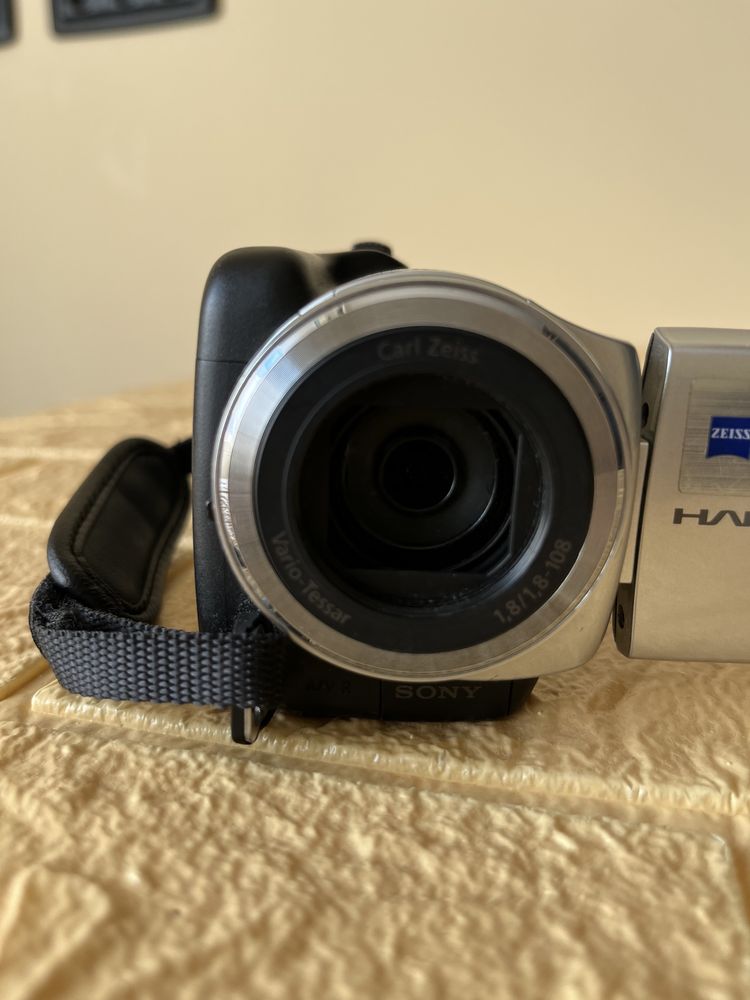 Camera video SONY+Geanta+Acumulator NP-FH70