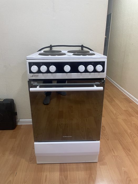 Продам эл.плита 4 комф.