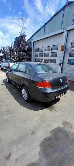 Fiat lineia  1.4 turbo 2010  Dezmembrez/Dezmembram