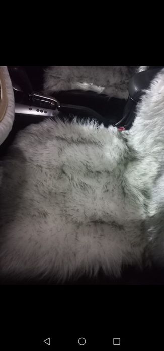 Продам комплект чехлы