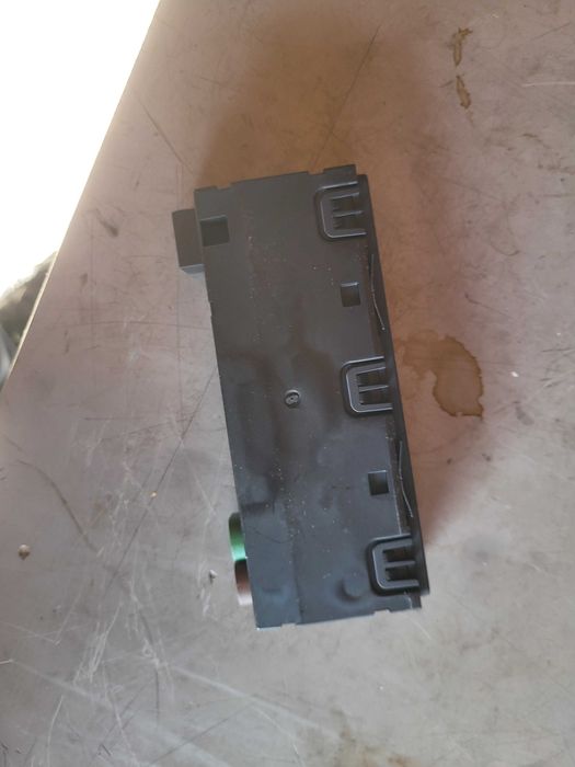 Port USB SD SIM Audi A6 A7 A8 Q7 Q8 4N0035736A