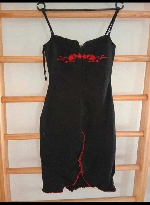 Rochie elegantă Bay Black – Mărimea 10, stil rafinat și sofisticat