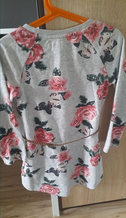 rochie h&m fata fetita de 4-6 ani trandafiri fluturasi rochita fata