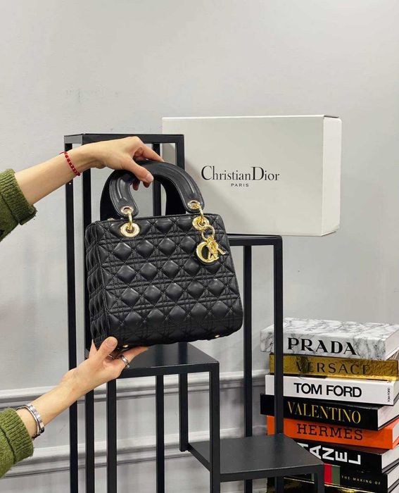 Чанти дамски луксозни