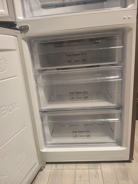 Frigider combina Samsung