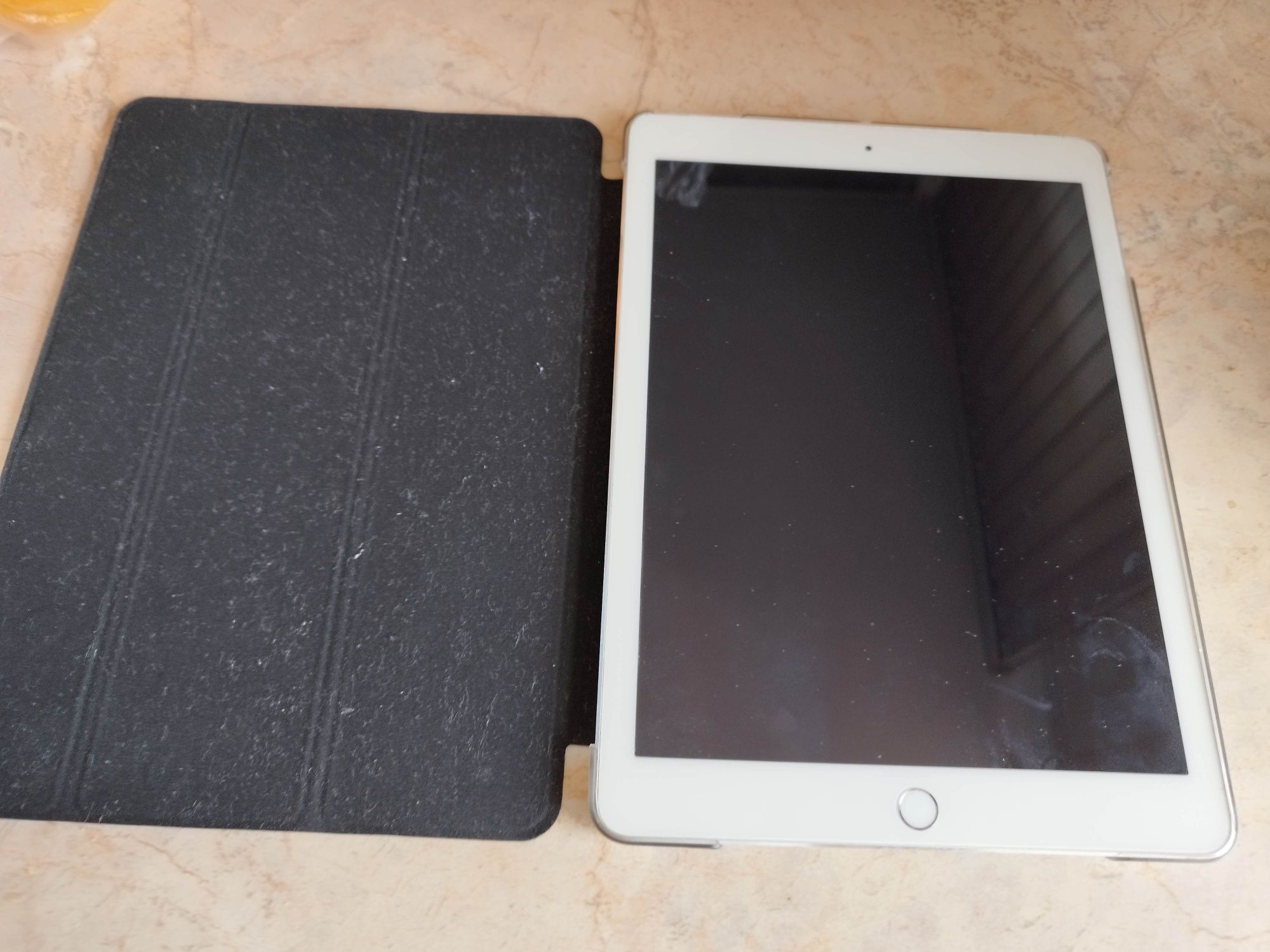 Apple iPad Air 2 - 64gb с 20W зарядно