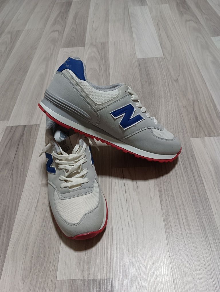 Маратонки new balance