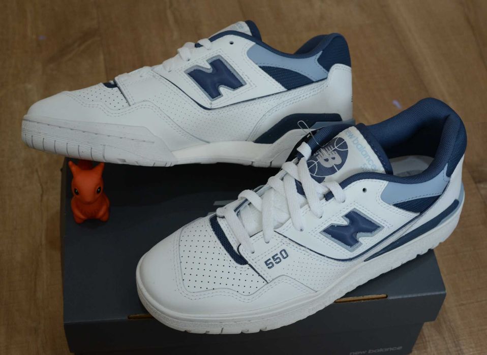 New Balance 42 р. оригинальная обувь