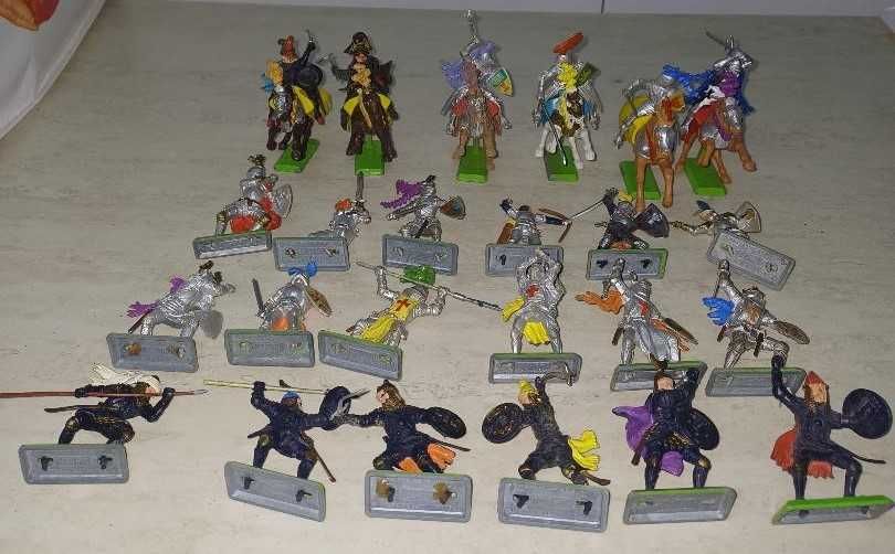 Set britains deetail cavaleri, teutoni si sarazini colectie