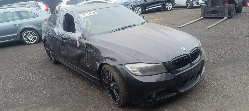 Dezmembrari / Dezmembrez BMW Seria 3 (E90) 2.0 N47D20 cutie viteze automata cod culoare 475 BLACK SAPPHIRE