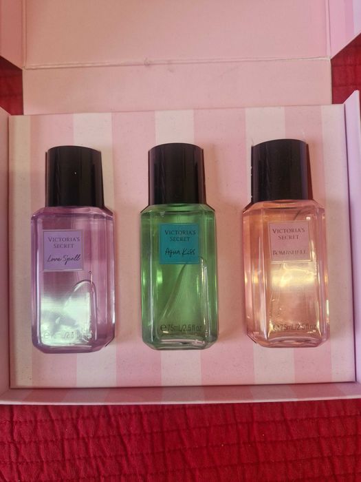 Продават се комплект Victoria's Secret