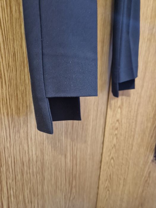 Pantaloni mărimea 36