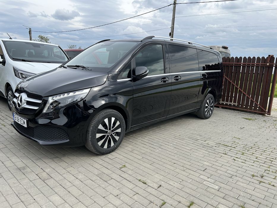 Inchirieri microbuze Noi 8-9 locuri