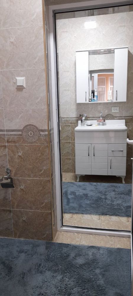 Uchastka xovli Dombrobod 6.2 sotix SROCHNO