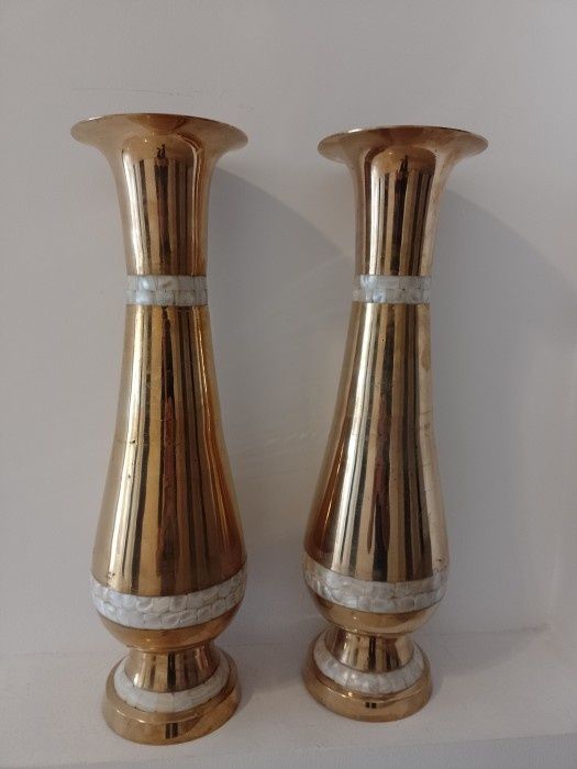 Superbe vaze de podea din bronz