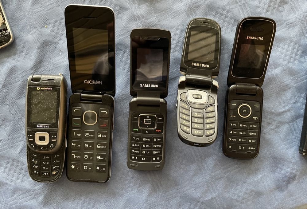 Работещи стари телефони