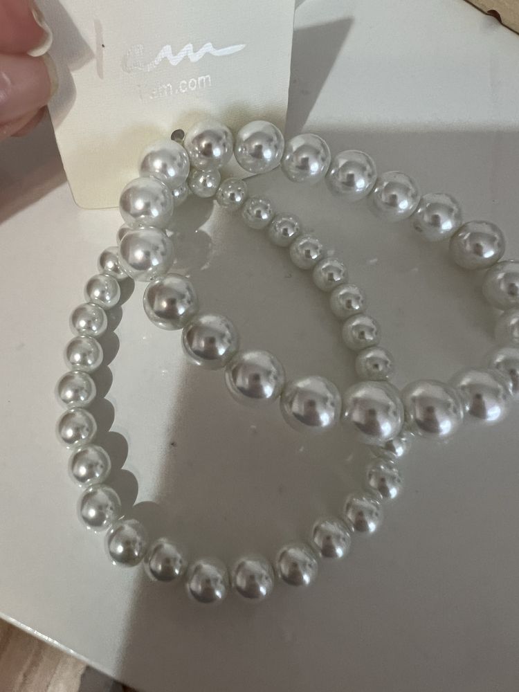 Set 2 bratari elastice din perle de sticla, imitatie perle alb - gri