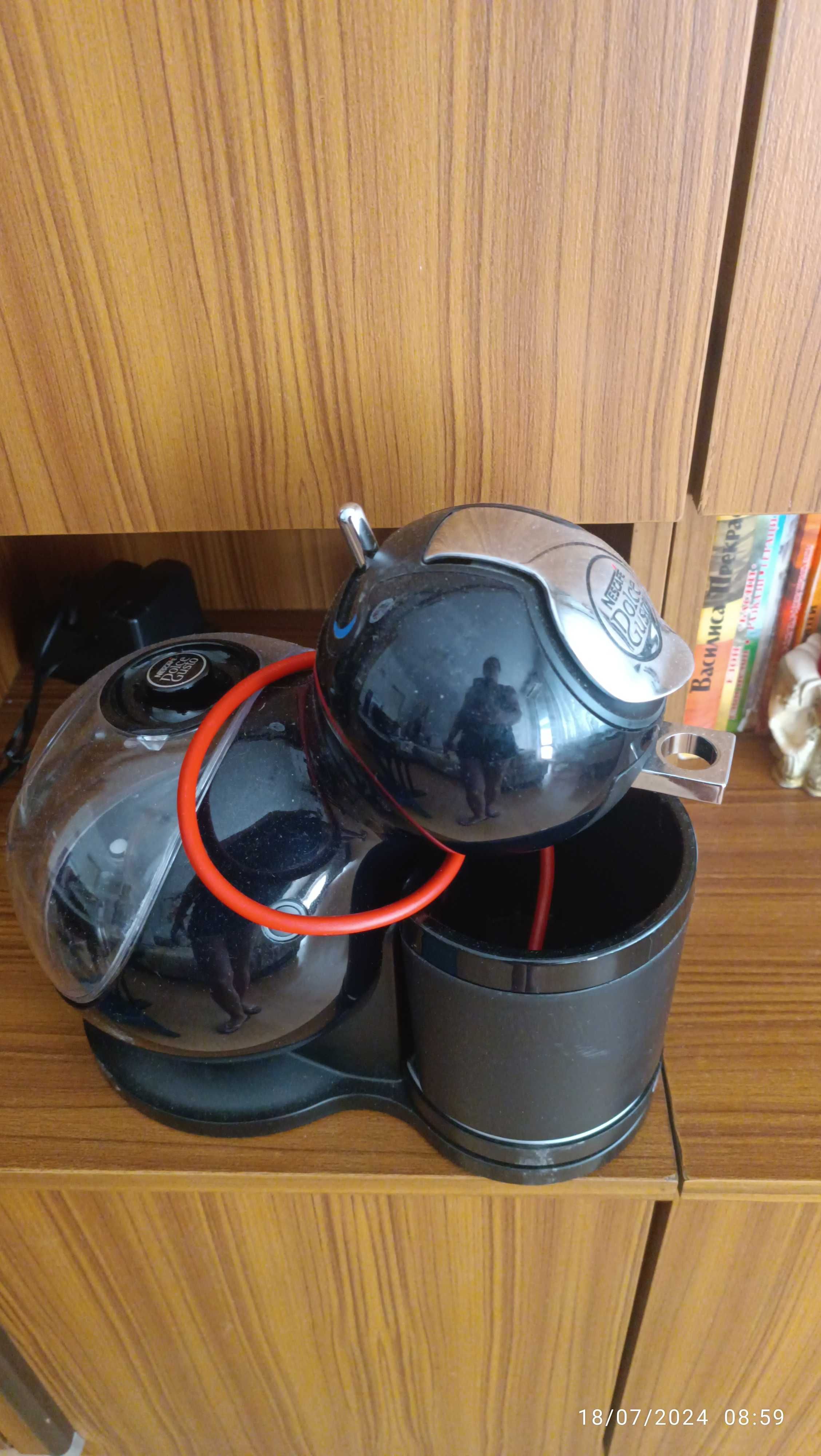 Кафемашина Долче Густо