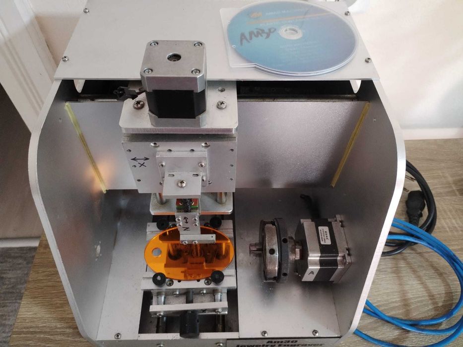 Aparat de gravat verighete