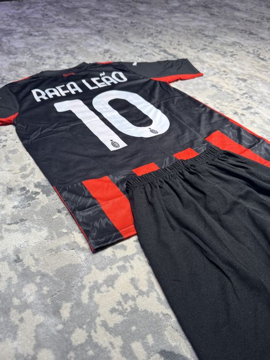 Compleu fotbal copii Ac Milan - Rafa Leao