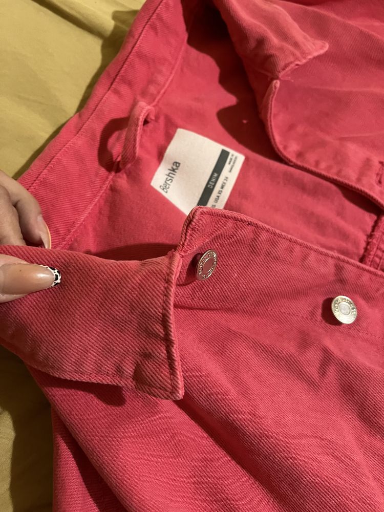 Bershka дънково яке