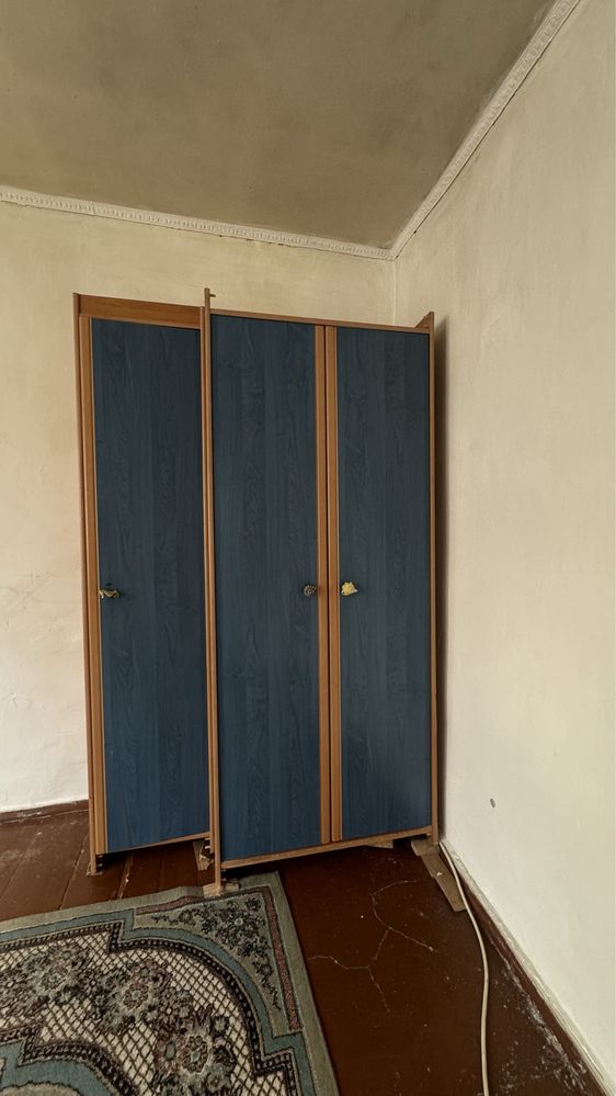 Продам стенку с шкафами