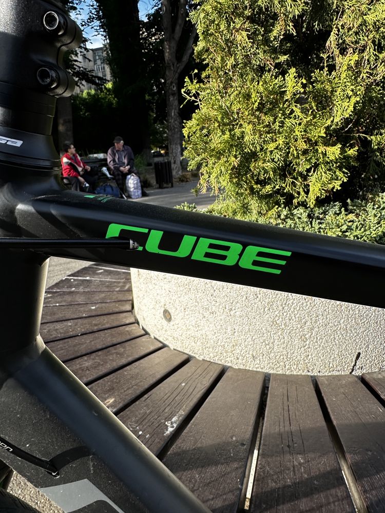 Solamanet Vinde Bicicleta Cube Attain Als 58