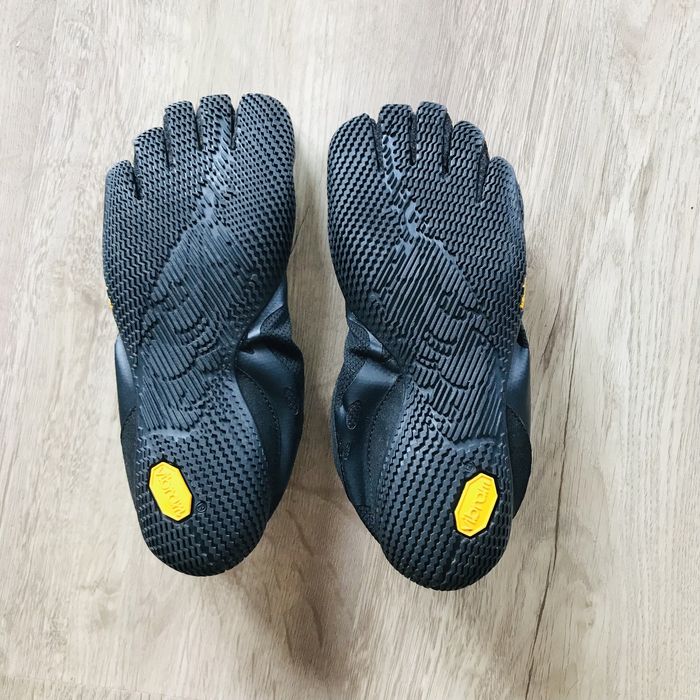 Vibram Five fingers/ barafood shoes/ обувки