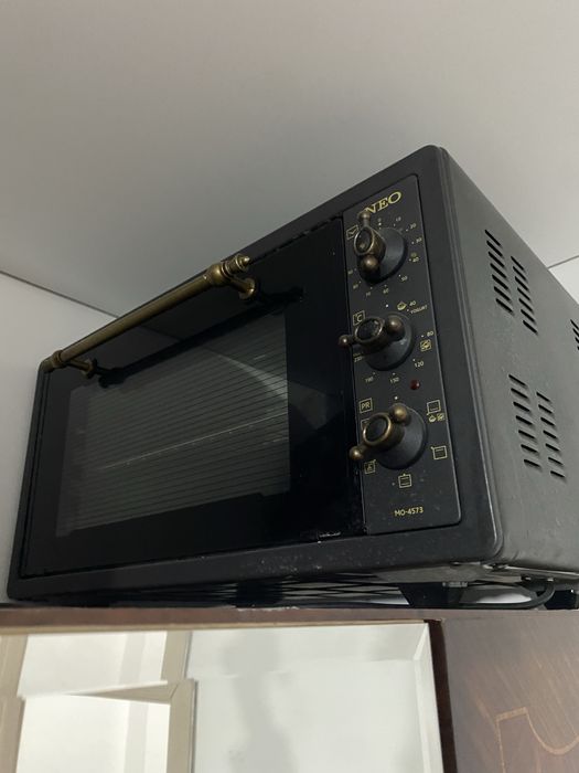 Продам Духовка Neo