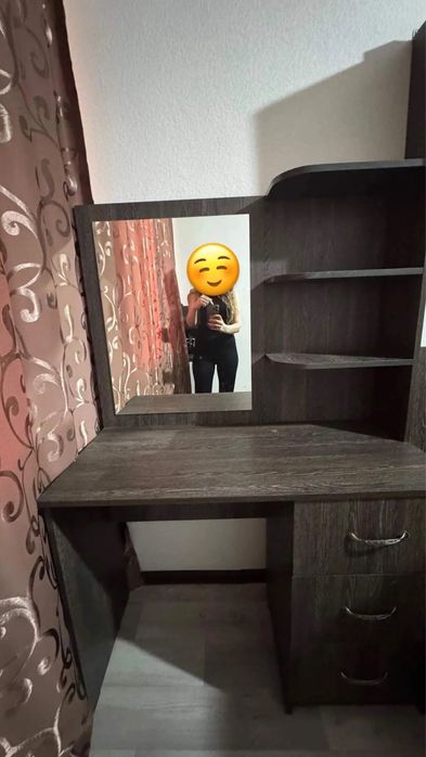 Туалетный столик
