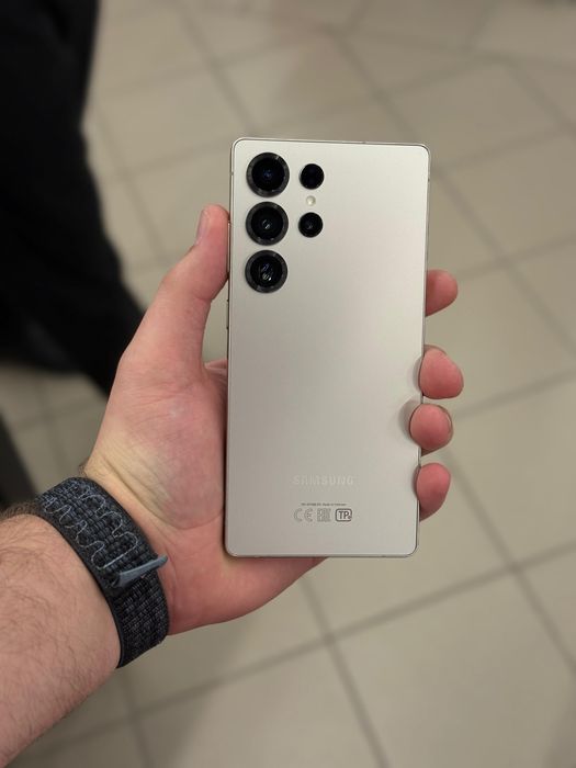 Samsung S25 Ultra с гарантией