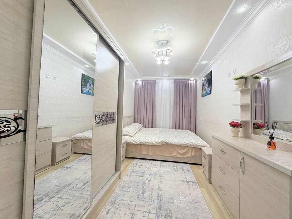 Мирзо Улугбек Метро 2в3/3/4/ Балкон 2/4/Кирпичный дом Срочно Ор- Метро